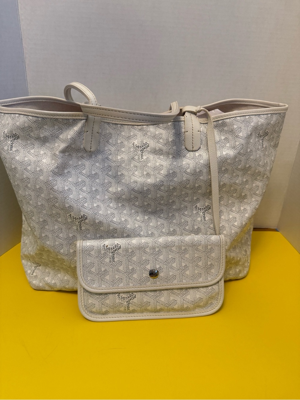 Goyard White Printed Tote with Matching Pouch